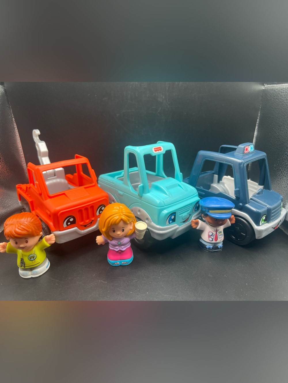 Fisher Price Little People Help Others Tow Truck Police Car 3 Figures